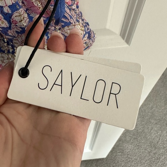 NWT SAYLOR - Ansel Dress In Dahlia Block Print - Picture 9 of 10